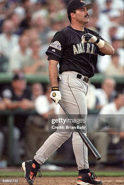 Rafael Palmeiro participates in the Home Run Derby prior to the 69th MLB All-Star Game at Coors Field on July 6, 1998 in Denver, Colorado.