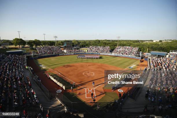 The Florida State Seminoles take on the Washington Huskies during the Division I Women's Softball Championship held at USA Softball Hall of Fame...