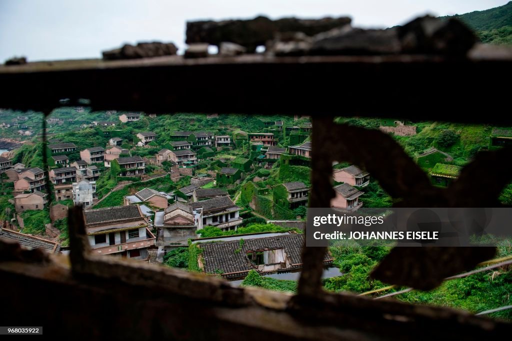 CHINA-ENVIROMENT-TOURISM-NATURE
