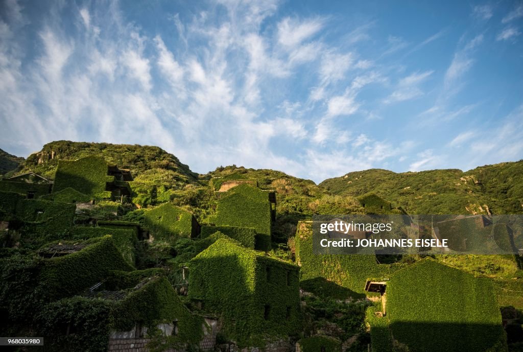 CHINA-ENVIROMENT-TOURISM-NATURE
