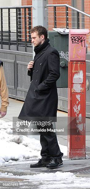 Justin Timberlake leaves his home on February 17, 2010 in New York City.