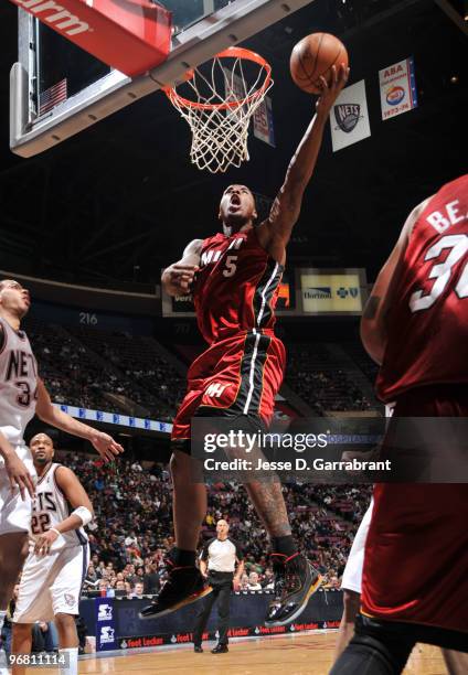 Quentin Richardson of the Miami Heat shoots against the New Jersey Nets during the game on February 17, 2010 at the Izod Center in East Rutherford,...