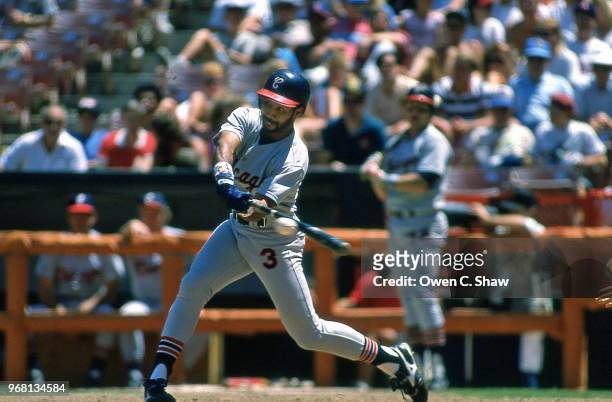 Harold Baines of the Chicago White Sox bats against the California Angels at the Big A circa 1987 in Anaheim, California.