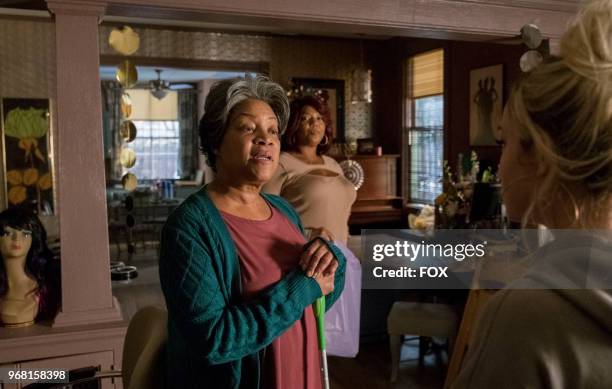 Guest star Juanita Jennings, Queen Latifah and Jude Demorest in the "Forward Motion" episode of STAR airing Wednesday, April 18 on FOX.