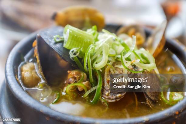 traditional korean seafood stew - sungjin kim stock pictures, royalty-free photos & images
