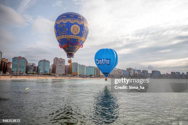 second regatta of balloons in gijon - sima ha stock pictures, royalty-free photos & images