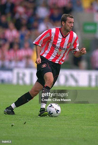 Don Hutchison of Sunderland on the ball during the Pre-Season Friendly against Mansfield Town at Field Mill in Mansfield, England. \ Mandatory...