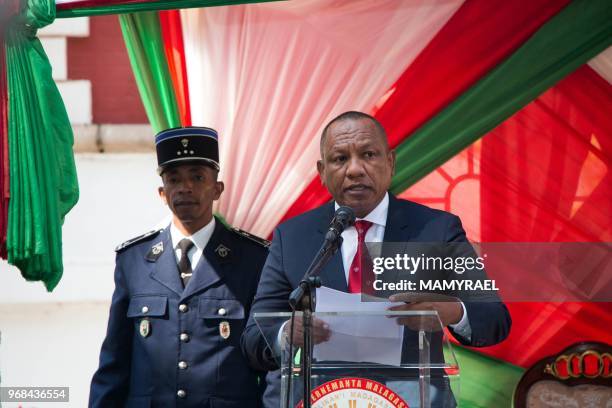 Newly nominated Malagasy Prime Minister Christian Ntsay delivers a speech during his swearing in ceremony in Antananarivo on June 6, 2018.