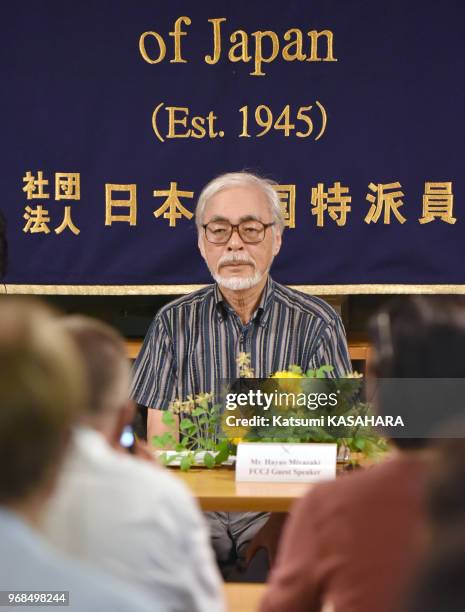 Le mangaka Hayao Miyazaki qui a reçu un Oscar d'honneur pour son oeuvre a critiqué le changement de politique de sécurité du Japon par le premier...