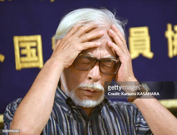 Le mangaka Hayao Miyazaki qui a reçu un Oscar d'honneur pour son oeuvre a critiqué le changement de politique de sécurité du Japon par le premier...