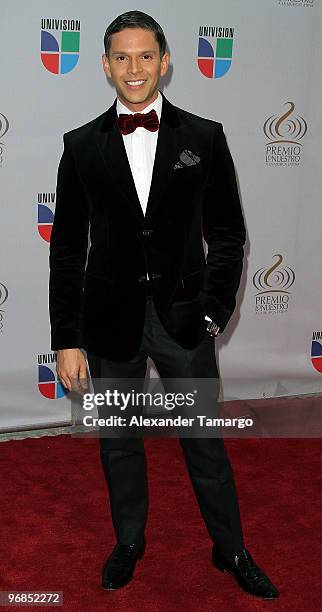 Rodner Figueroa arrives at Univisions 2010 Premio Lo Nuestro a La Musica Latina Awards at American Airlines Arena on February 18, 2010 in Miami,...