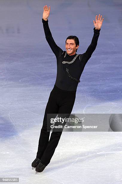 Evan Lysacek of the United States celebrates after winning the gold medal in the men's figure skating free skating on day 7 of the Vancouver 2010...