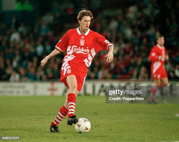 Steve McManaman of Liverpool in action, circa 1995.