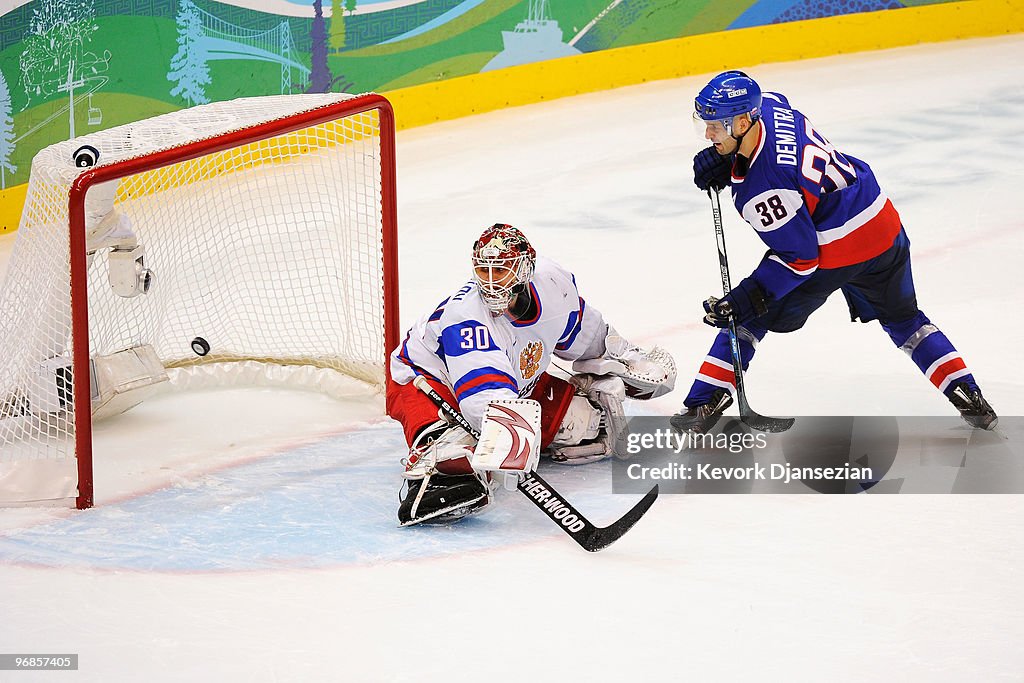 Ice Hockey - Day 7 - Slovakia v Russia