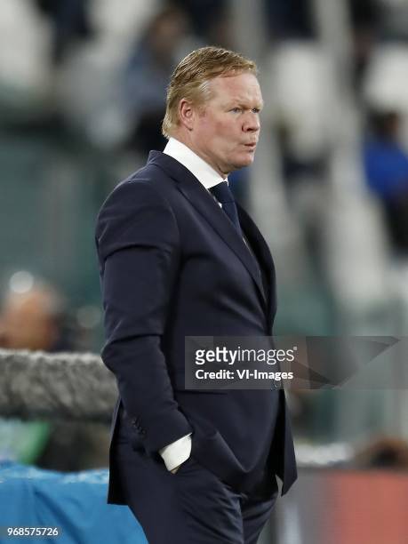 Coach Ronald Koeman of Holland during the International friendly match between Italy and The Netherlands at Allianz Stadium on June 04, 2018 in...