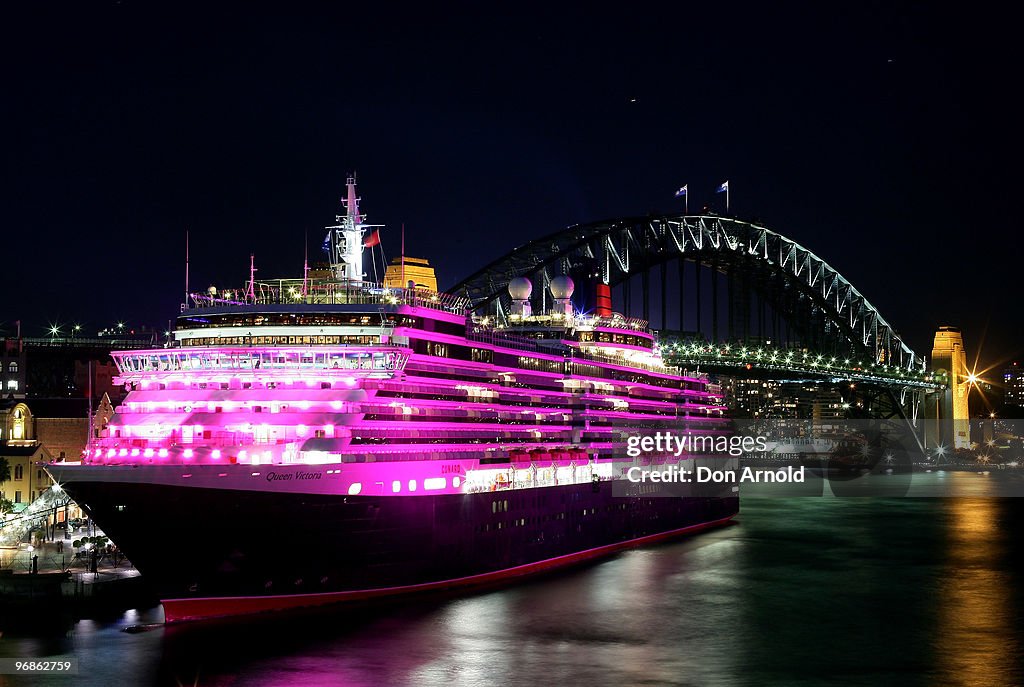 Queen Victoria Illuminated Pink For Breast Cancer