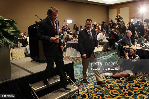 Commissioner of the PGA TOUR Tim Finchem walks off the stage after speaking to the media after Tiger Woods made his statement on February 19, 2010 in...