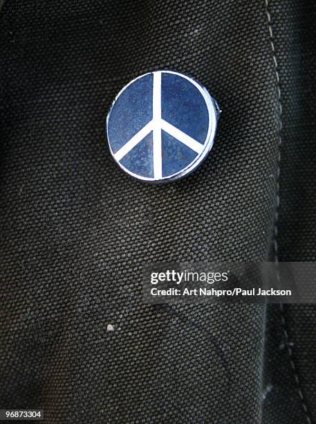 cnd peace badge - enamel badge stock pictures, royalty-free photos & images