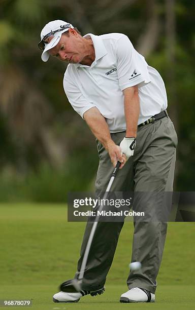 Joe Durant hits a drive during the second round of the Mayakoba Golf Classic at El Camaleon Golf Club held on February 19, 2010 in Riviera Maya,...