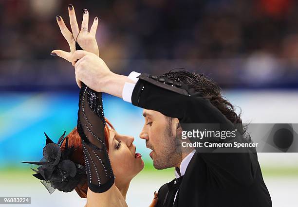 Jana Khokhlova and Sergei Novitski of Russia compete in the Figure Skating Compulsory Ice Dance on day 8 of the Vancouver 2010 Winter Olympics at the...
