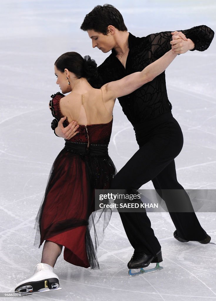 Canada's Tessa Virtue and Scott Moir com