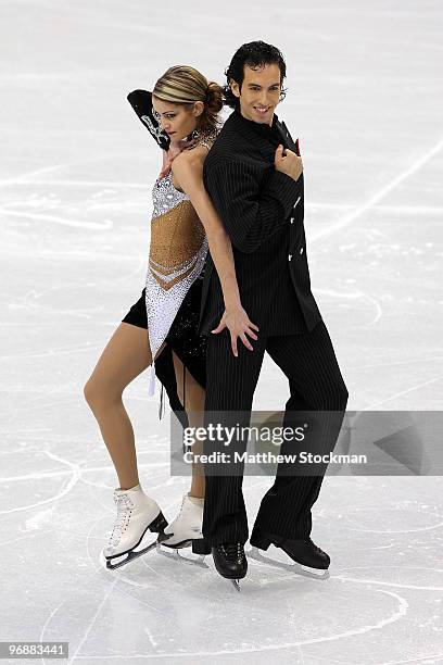 Tanith Belbin and Benjamin Agosto of United States compete in the Figure Skating Compulsory Ice Dance on day 8 of the Vancouver 2010 Winter Olympics...