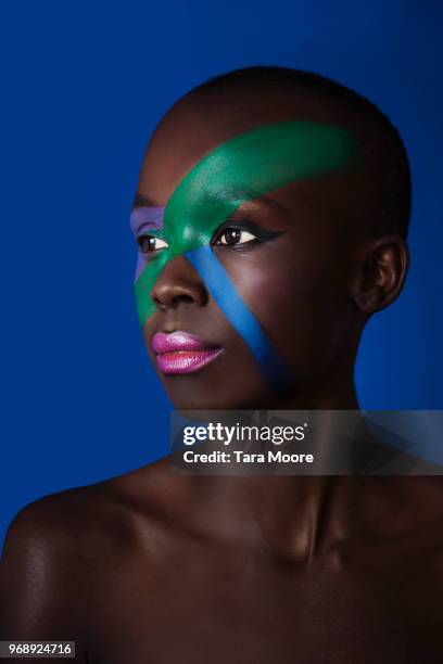 Black Painted Face Photos And Premium High Res Pictures Getty Images black-painted-face-photos-and-premium-high-res-pictures-getty-images