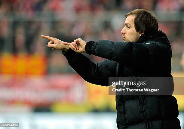 Head coach Thomas Tuchel of Mainz gestures during the Bundesliga match between FSV Mainz 05 and VFL Bochum at Bruchweg Stadium on February 20, 2010...