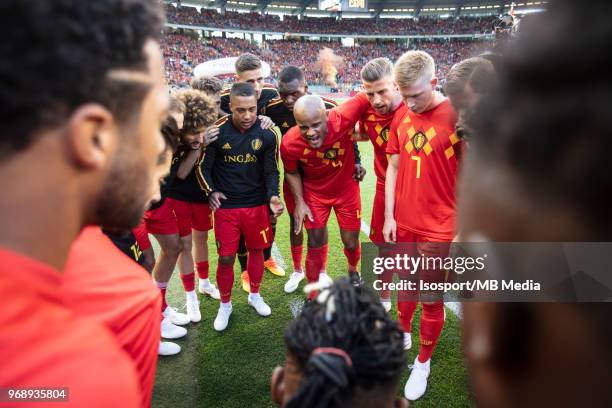 Youri TIELEMANS Toby ALDERWEIRELD Kevin DE BRUYNE Thomas MEUNIER encouraged by captain Vincent KOMPANY before a friendly game between Belgium and...