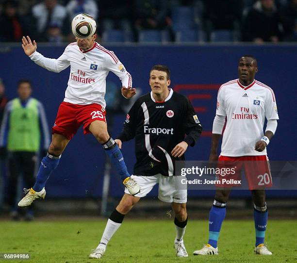 Tomas Rincon of Hamburg and Alexander Meier of Frankfurt battle for the ball during the Bundesliga match between Hamburger SV and Eintracht Frankfurt...