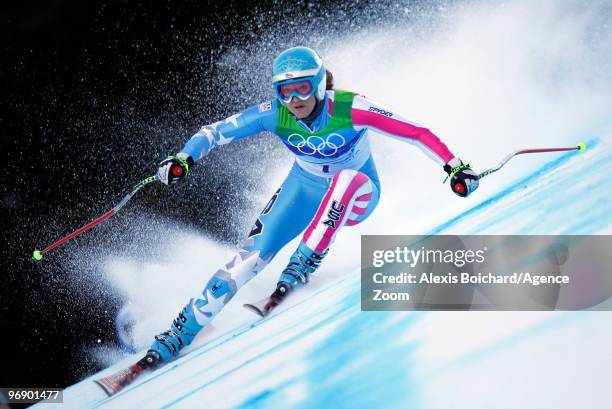 Julia Mancuso of the USA skis during the Women's Alpine Skiing Super-G on Day 9 of the 2010 Vancouver Winter Olympic Games on February 20, 2010 in...