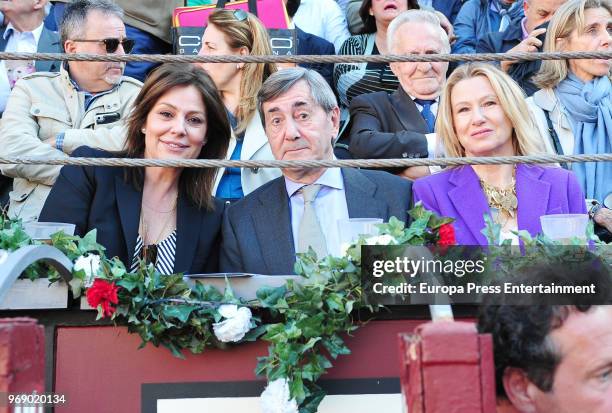 Nuria Gonzalez, Alfonso Cortina and Miriam Lapique attend La Beneficiencia Bullfight at Las Ventas Bullring on June 6, 2018 in Madrid, Spain.