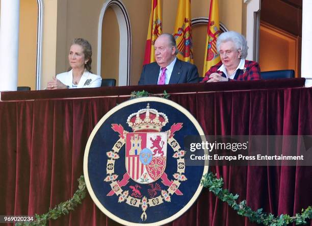 King Juan Carlos, his daughter Princess Elena of Spain and his sister Princess Pilar attend La Beneficiencia Bullfight at Las Ventas Bullring on June...