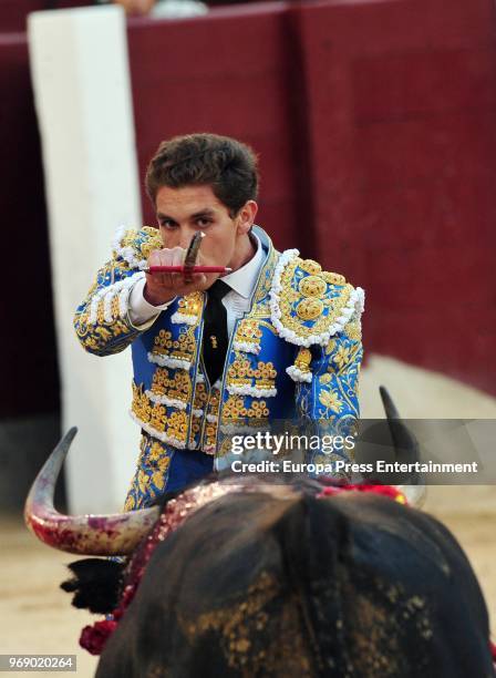 Gines Marin performs djuring La Beneficiencia Bullfight at Las Ventas Bullring on June 6, 2018 in Madrid, Spain.