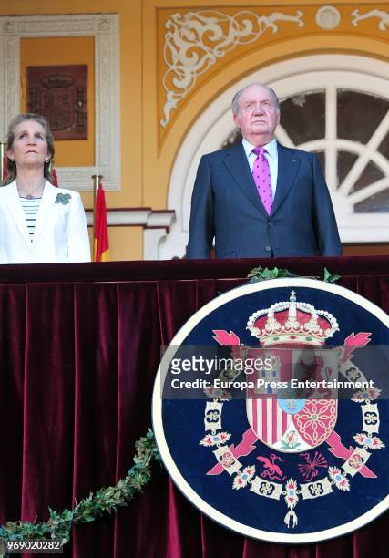 King Juan Carlos and his daughter Princess Elena of Spain attends La Beneficiencia Bullfight at Las Ventas Bullring on June 6, 2018 in Madrid, Spain.