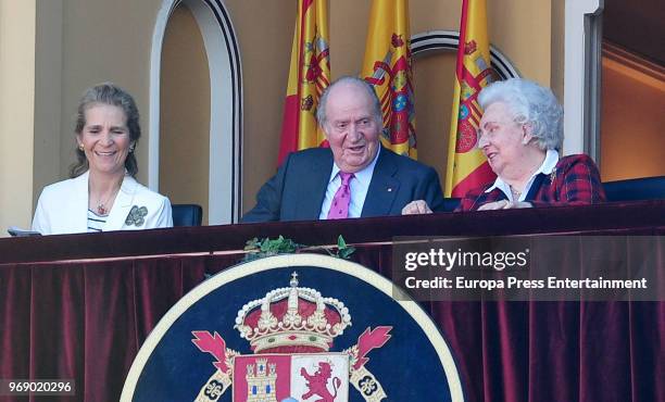 King Juan Carlos, his daughter Princess Elena of Spain and his sister Princess Pilar attend La Beneficiencia Bullfight at Las Ventas Bullring on June...