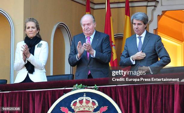 King Juan Carlos , his daughter Princess Elena of Spain and president of Madrid region Angel Garrido attend La Beneficiencia Bullfight at Las Ventas...