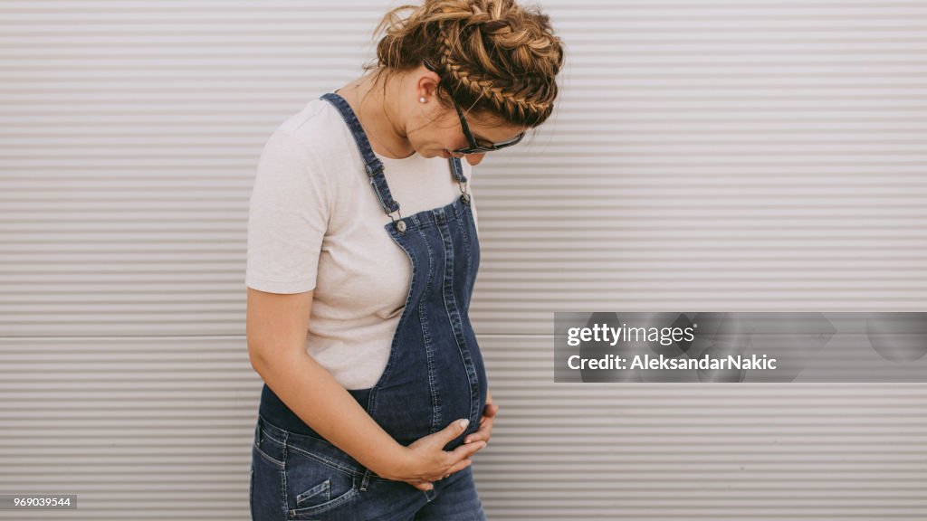 Portrait d'une femme enceinte