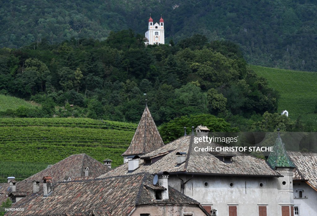 ITALY-LEISURE-TOURISM-FBL-WC-2018-GER-TRAINING