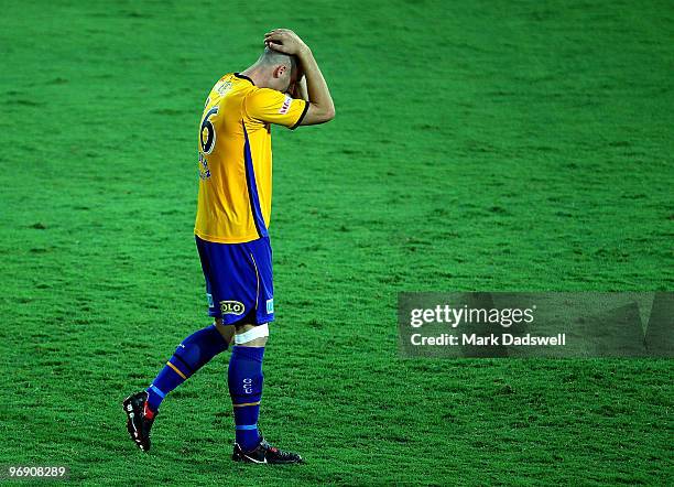 Kristian Rees of United shows his dejection after missing a shot at goal in the penalty shoot out during the A-League semi final match between Gold...