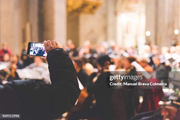 classical music concert - klassiek-concert stockfoto's en -beelden