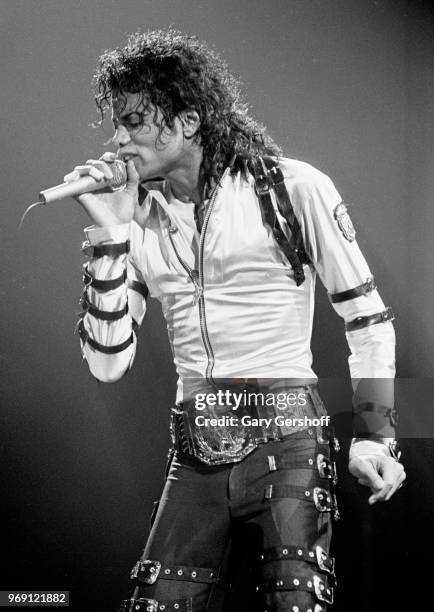 American Pop singer Michael Jackson performs on stage at Madison Square Garden during the 'Bad Tour,' New York, New York, March 5, 1988.