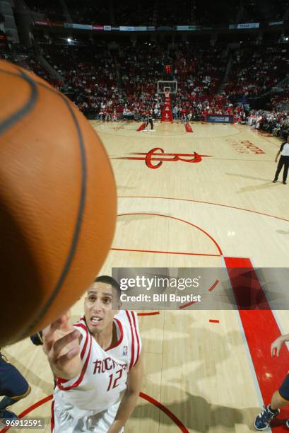 Kevin Martin of the Houston Rockets shoots the ball against the Indiana Pacers on February 20, 2010 at the Toyota Center in Houston, Texas. NOTE TO...