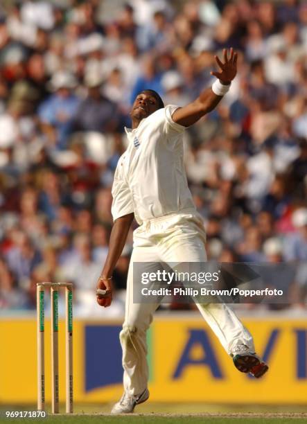 Alex Tudor of England bowling during the 4th Test match between England and India at The Oval, London, 7th September 2002. The match ended in a draw.