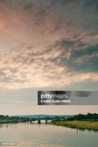 romantic view at the river elbe, dresden, germany. - guido mieth - fotografias e filmes do acervo