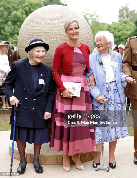 Margaret Bearley, a former Voluntary Aid Detachment Nurse, Sophie, Countess of Wessex and retired nurse Ethel Lote attend a service of dedication for...