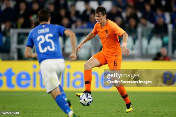 Marten de Roon of Holland during the International Friendly match between Italy v Holland at the Allianz Stadium on June 4, 2018 in Turin Italy