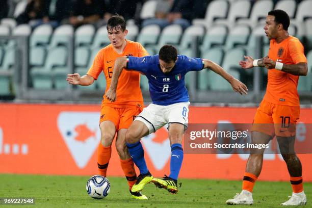 Marten de Roon of Holland, Giacomo Bonaventura of Italy during the International Friendly match between Italy v Holland at the Allianz Stadium on...