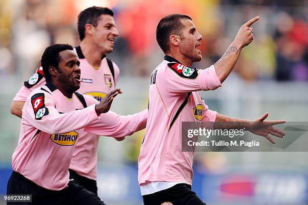 Antonio Nocerino of Palermo and his team mates Fabio Simplicio and Igor Budan celebrate the third goal during the Serie A match between US Citta di...