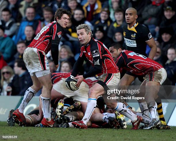 Justin Marshall of Saracens passes the ball during the Guinness Premiership match between London Wasps and Saracens at Adams Park on February 21,...